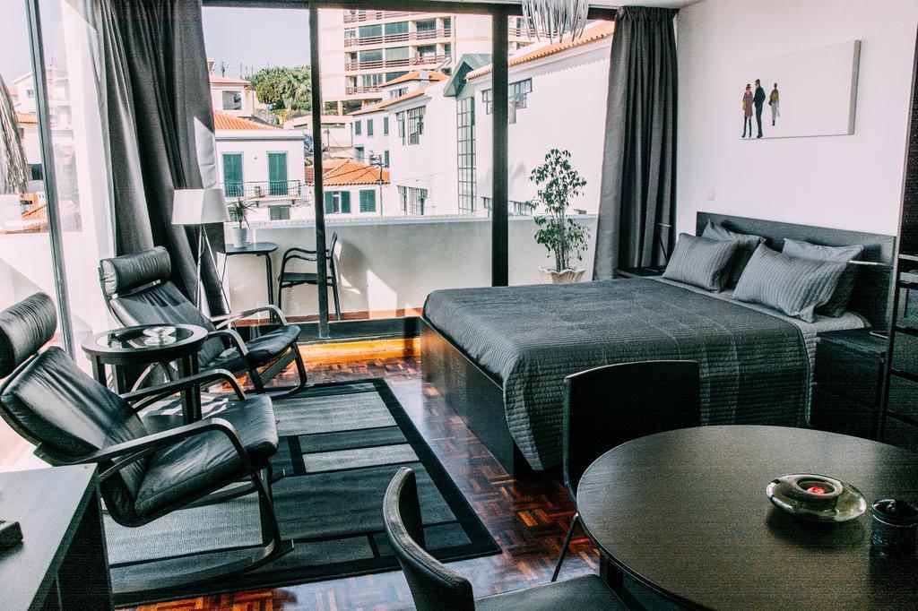 Arts In Apartments Pina Funchal  Esterno foto